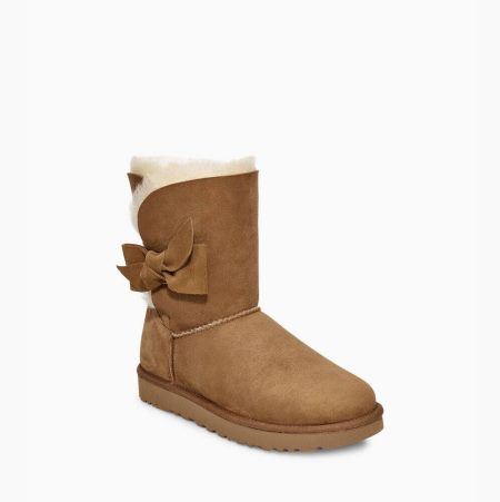 UGG Daelynn Brown Boots for Women (XOPR46982)